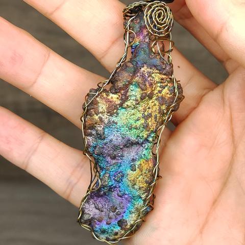 | Goethite Pendant Copper Wire Wrapped Gemstone Pendant | COLOUR: Green,blue,gold | 100% natural color |