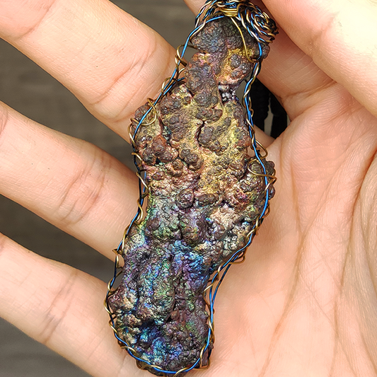 | Goethite Pendant Copper Wire Wrapped Gemstone Pendant | COLOUR: Green,blue,gold | 100% natural color |