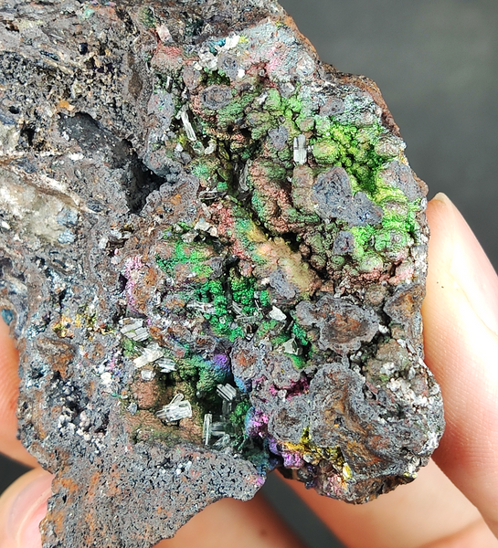 | Top premium rare Iridescent Goethite, Turgite, Hematite, Iridescent | COLOUR: Purple, Gold, green with White Quartz,Crystal | 100% natural color |