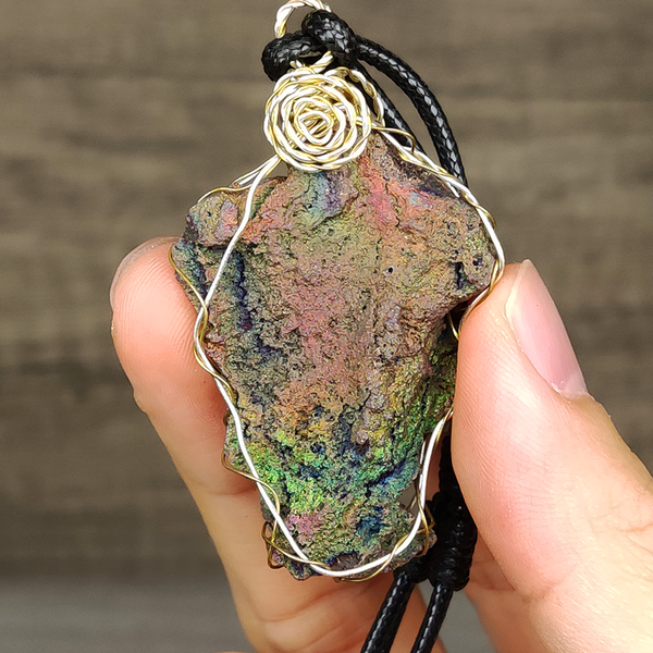 | Goethite Pendant Copper Wire Wrapped Gemstone Pendant | COLOUR: Green , Pink | 100% natural color |