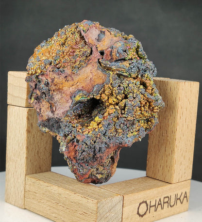 | Top premium rare Iridescent Goethite, Turgite, Hematite, Iridescent | COLOUR: Gold | 100% natural color |