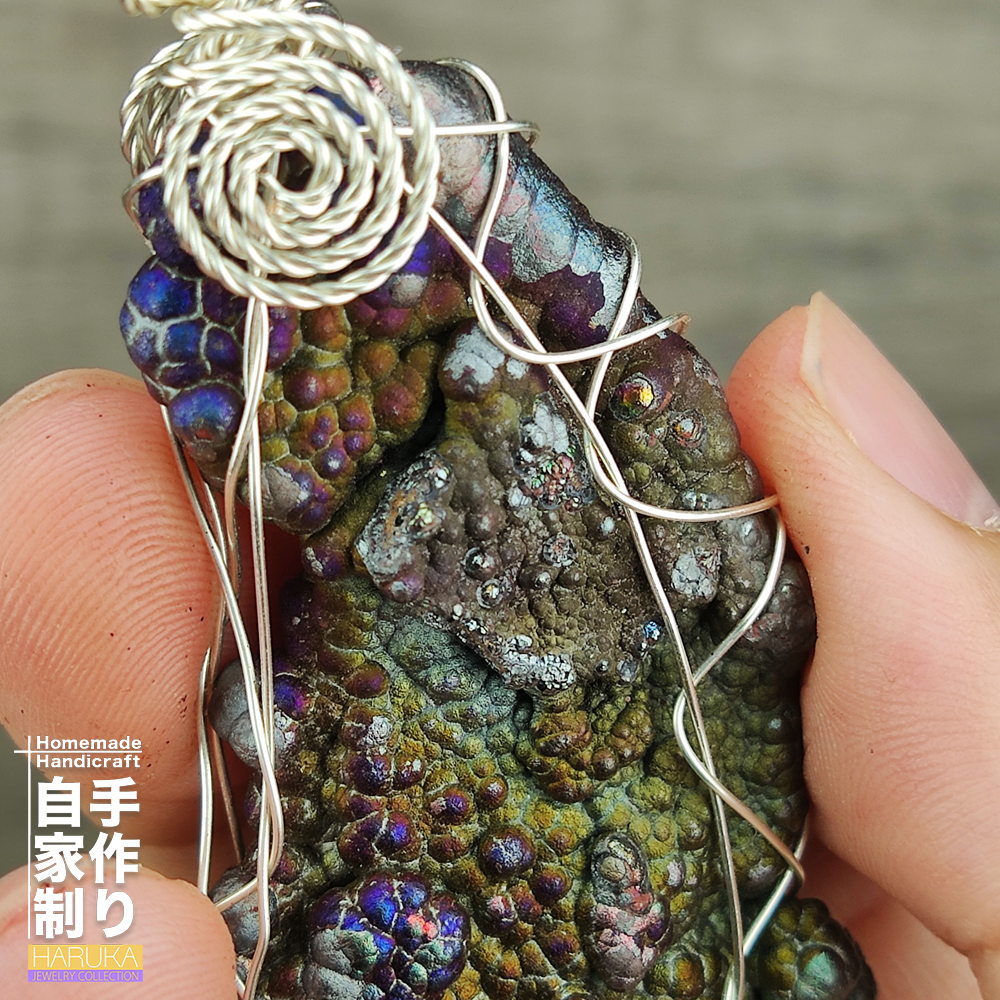 | Goethite Pendant Copper Wire Wrapped Gemstone Pendant | COLOUR: Blue, Purple | 100% natural color |