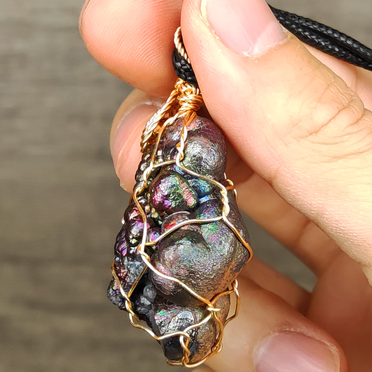 | Goethite Pendant Copper Wire Wrapped Gemstone Pendant | COLOUR: Green, Purple | 100% natural color |