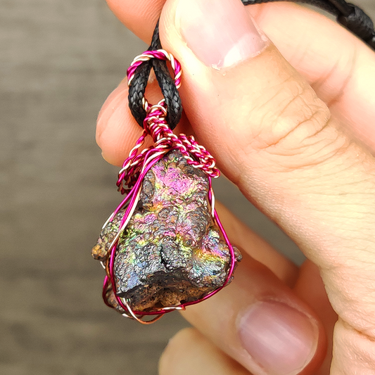 | Goethite Pendant Copper Wire Wrapped Gemstone Pendant | COLOUR: Green, Pink | 100% natural color |