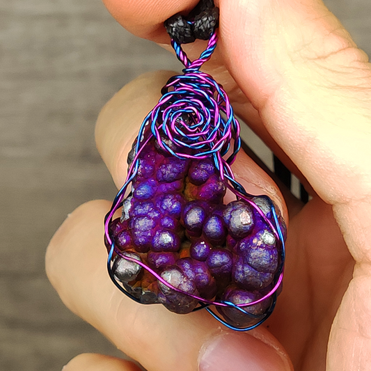 | Goethite Pendant Copper Wire Wrapped Gemstone Pendant | COLOUR: Purple | 100% natural color |