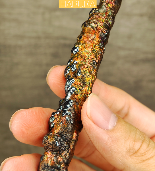 | Goethite Pillar(9.7cm) | Top premium rare Iridescent Goethite, Turgite, Hematite, Iridescent | COLOUR: gold , Silver | 100% natural color |