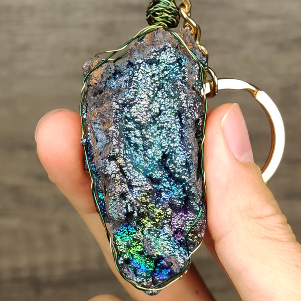 | Goethite Pendant Copper Wire Wrapped Gemstone Pendant | COLOUR: Green | 100% natural color |