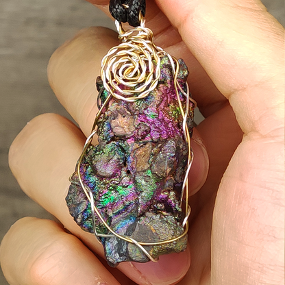 Heart Blossom Rainbow Leklai Pendant | Pink & Green Radiance | Harmonious Attraction & Career Vitality