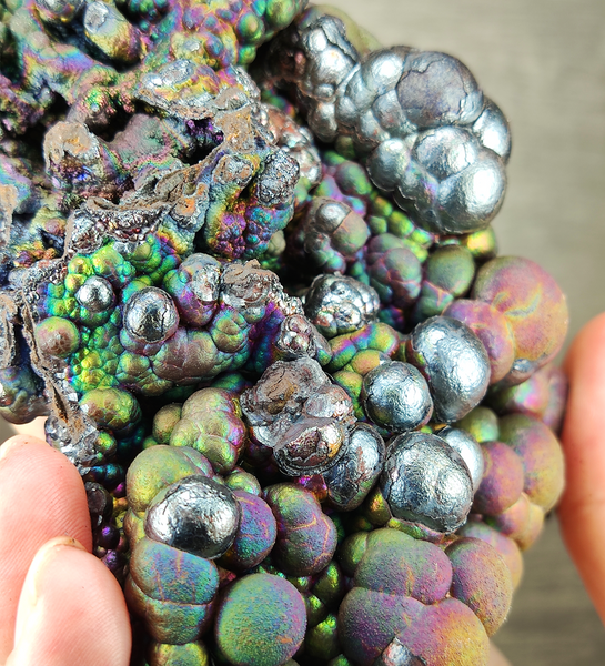 | Top premium rare Iridescent Goethite, Turgite, Hematite, Iridescent | COLOUR: Green, Pink | 100% natural color |