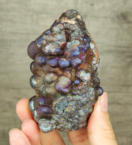 | Top premium rare Iridescent Goethite, Turgite, Hematite, Iridescent | COLOUR: Silver, Purple | 100% natural color |