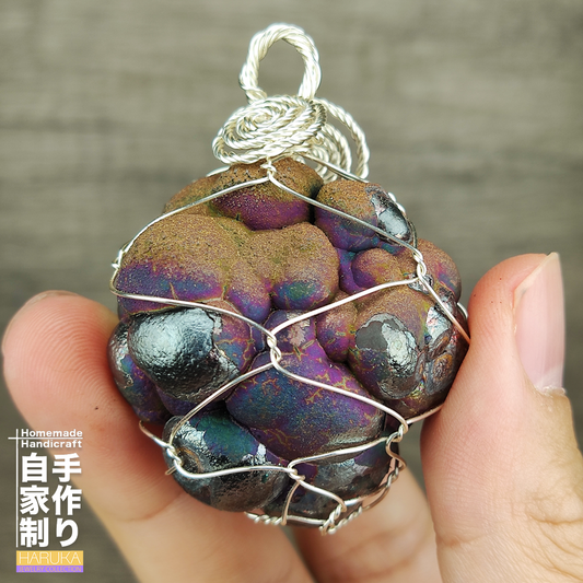| Goethite Pendant Copper Wire Wrapped Gemstone Pendant | COLOUR: Pink, Silver | 100% natural color |