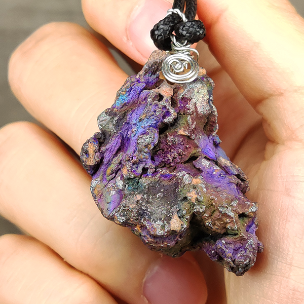 | Goethite Pendant Copper Wire Wrapped Gemstone Pendant | COLOUR: Purple | 100% natural color |