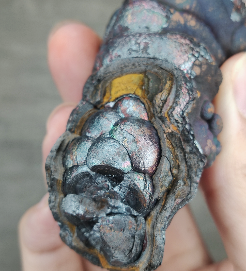 | 頂級 | 亞嚕家大佛柱 (8cm) | 肥嘟嘟柱 | 能量高 - 指向性好 | 招財、癖邪、驅小人能量特別好 | 力泥活石 | 膽料 |