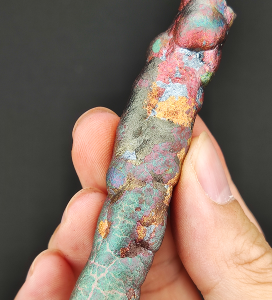 | Goethite Pillar(8.7cm) | Top premium rare Iridescent Goethite, Turgite, Hematite, Iridescent | COLOUR: Rainbow, Silver, Gold | 100% natural color |