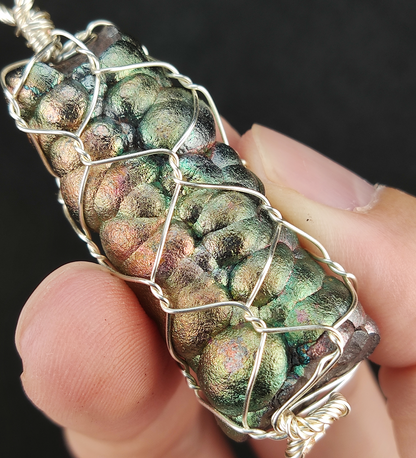 Aurora Golden Green Leklai Pillar Pendant | 4.1cm | Authority & Wealth (Gold) x Career & Opportunity (Green) | Malaysia Natural Leklai