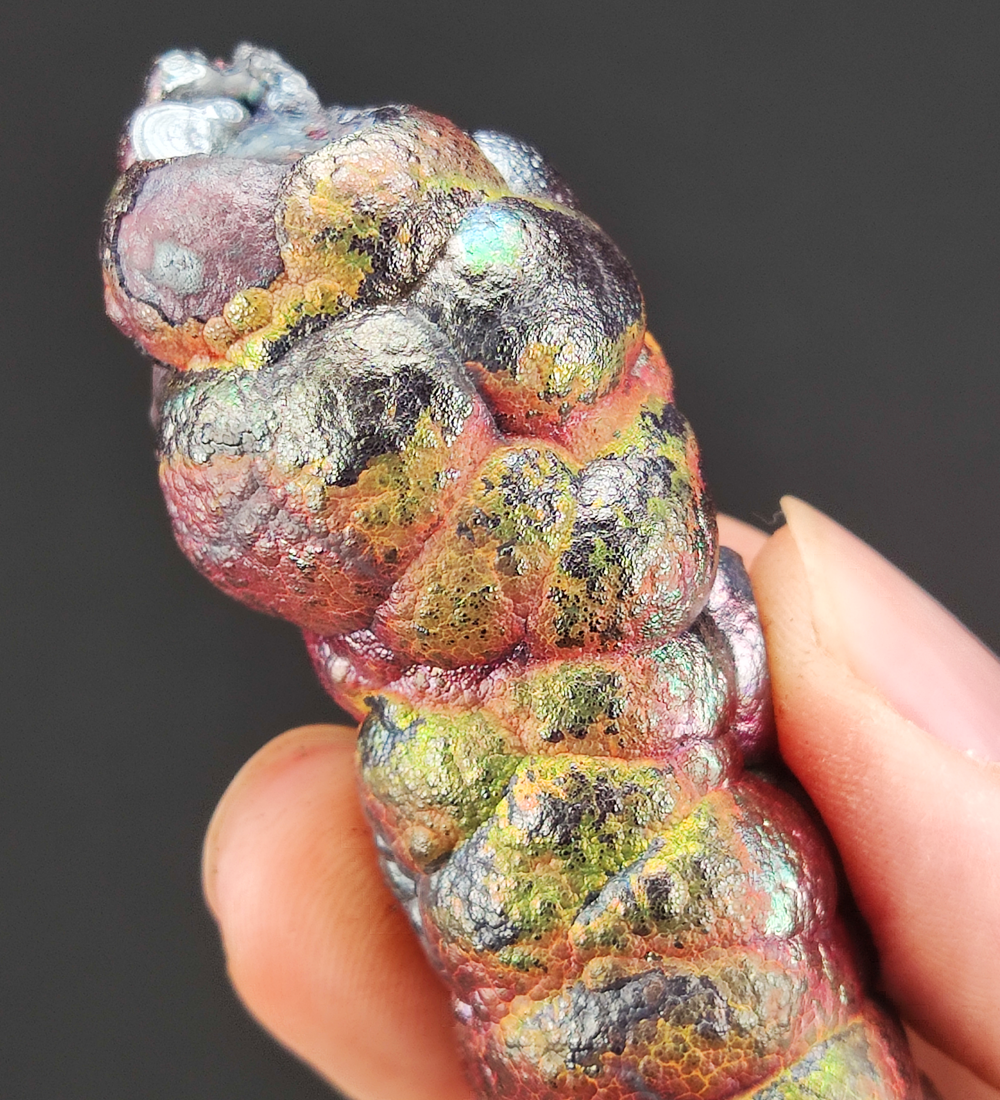 | 頂級 | 亞嚕家大佛柱 (7.2cm) | 罕 : 橙色 | 能量高 - 指向性好 | 招財、癖邪、驅小人能量特別好 | 力泥活石 | 膽料 |