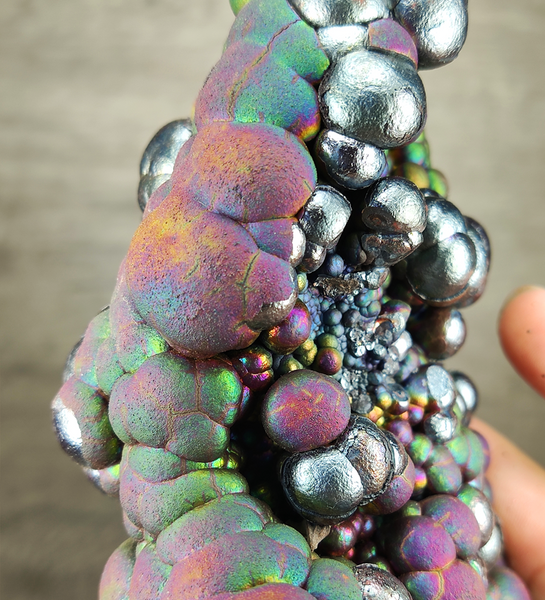 | Top premium rare Iridescent Goethite, Turgite, Hematite, Iridescent | COLOUR: Green, Pink | 100% natural color |