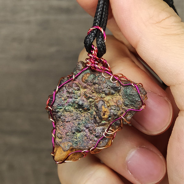 | Goethite Pendant Copper Wire Wrapped Gemstone Pendant | COLOUR: gold, blue | 100% natural color |