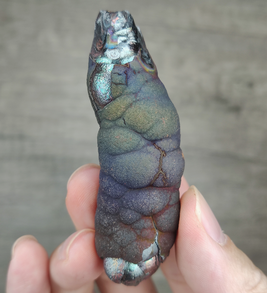 | Goethite Pillar(6.8cm) | Top premium rare Iridescent Goethite, Turgite, Hematite, Iridescent | COLOUR:Green, Pink | 100% natural color |