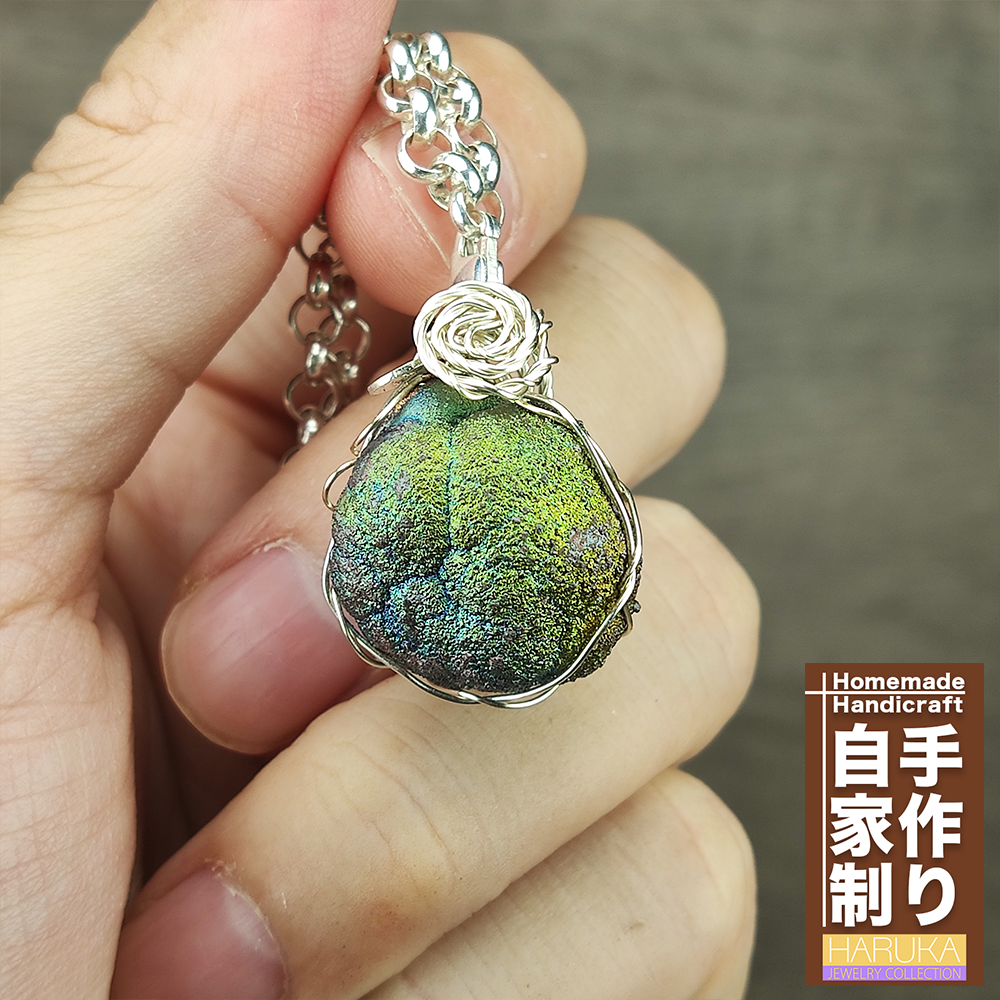 | Mini pendant | Goethite Pendant Copper Wire Wrapped Gemstone Pendant | COLOUR: Green| 100% natural color |