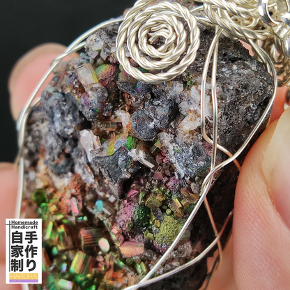 | Top premium rare Iridescent Goethite, Turgite, Hematite, Iridescent | COLOUR: Rainbow ,Turgite with gold Calcite &amp; White Quartz,Crystal | 100% natural color |