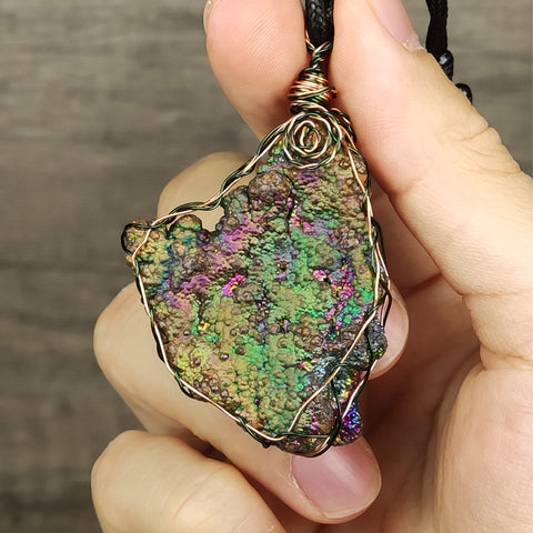 | Goethite Pendant Copper Wire Wrapped Gemstone Pendant | COLOUR: Green, gold | 100% natural color |