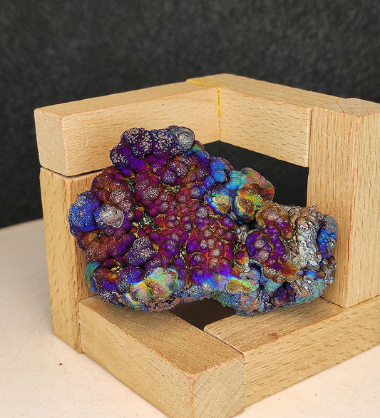 | Top premium rare Iridescent Goethite, Turgite, Hematite, Iridescent | COLOUR: Blue, Purple | 100% natural color |
