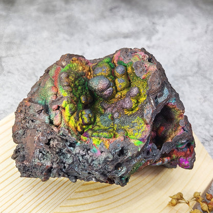 頂級七彩水晶力泥｜6.9cm 金綠粉閃耀共生：豐盛與療癒的剛柔並濟