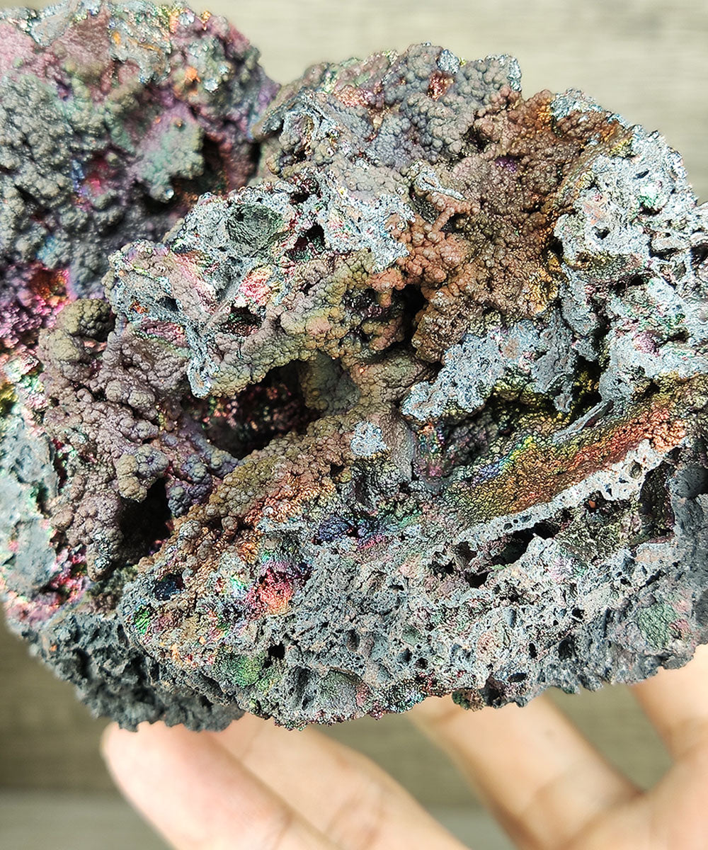 | Top premium rare Iridescent Goethite, Turgite, Hematite, Iridescent | COLOUR: Purple, Blue | 100% natural color |