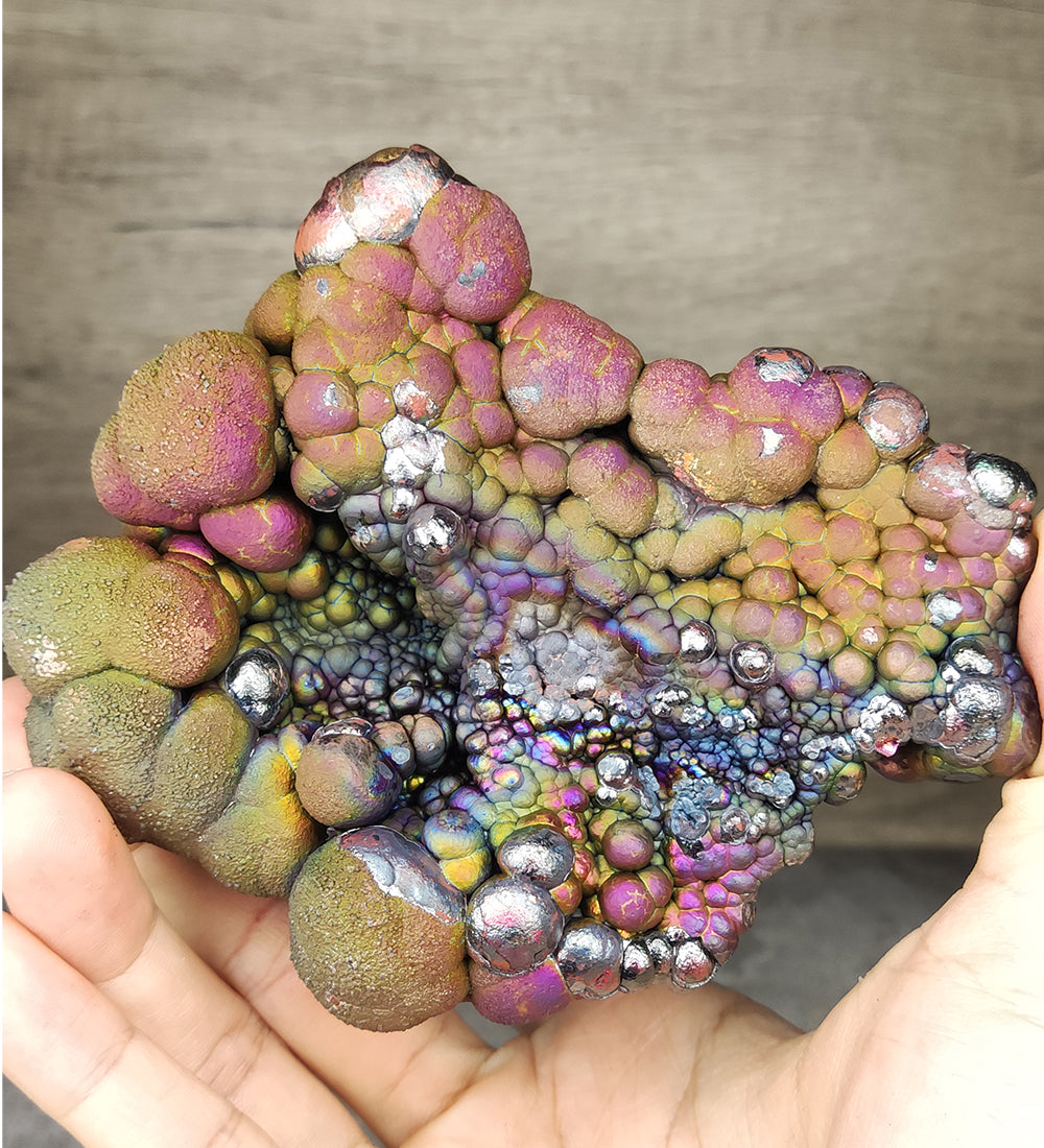 | Top premium rare Iridescent Goethite, Turgite, Hematite, Iridescent | COLOUR: glod, purple, green| 100% natural color |