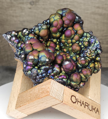 | Top premium rare Iridescent Goethite, Turgite, Hematite, Iridescent | COLOUR: Purple, Gold,blue | 100% natural color |