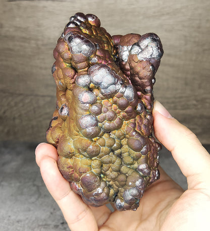 | Top premium rare Iridescent Goethite, Turgite, Hematite, Iridescent | COLOUR: Red,Gold | 100% natural color |