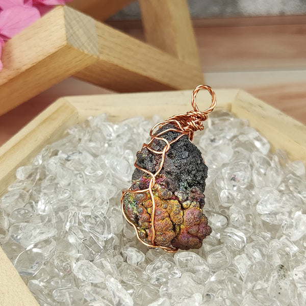 | Goethite Pendant Copper Wire Wrapped Gemstone Pendant | COLOUR: Gold, pink | 100% natural color |