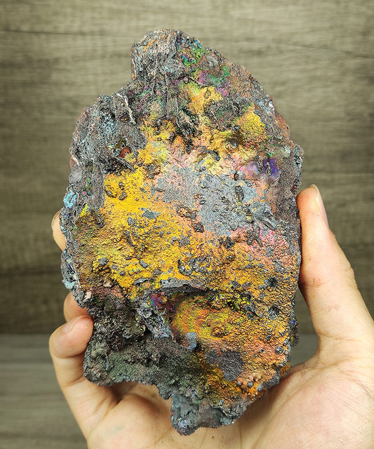 | Top premium rare Iridescent Goethite, Turgite, Hematite, Iridescent | COLOUR: Gold, with White Quartz | 100% natural color |