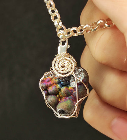 Aged Buddha Bead Leklai Pendant | Red &amp; Green Dual Colors | Medium Core Spec | Powerful Protection &amp; Career Growth | Malaysia Natural Leklai