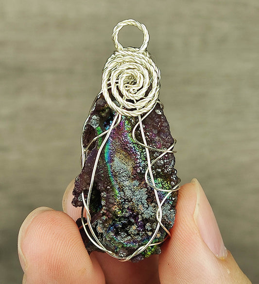 | Goethite Pendant Copper Wire Wrapped Gemstone Pendant | COLOUR: Rainbow, Pink,Purple | 100% natural color |