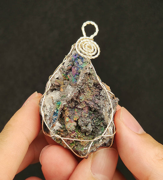| Goethite Pendant Copper Wire Wrapped Gemstone Pendant | COLOUR: Gold, Turgite with White Quartz Crystal | 100% natural color |