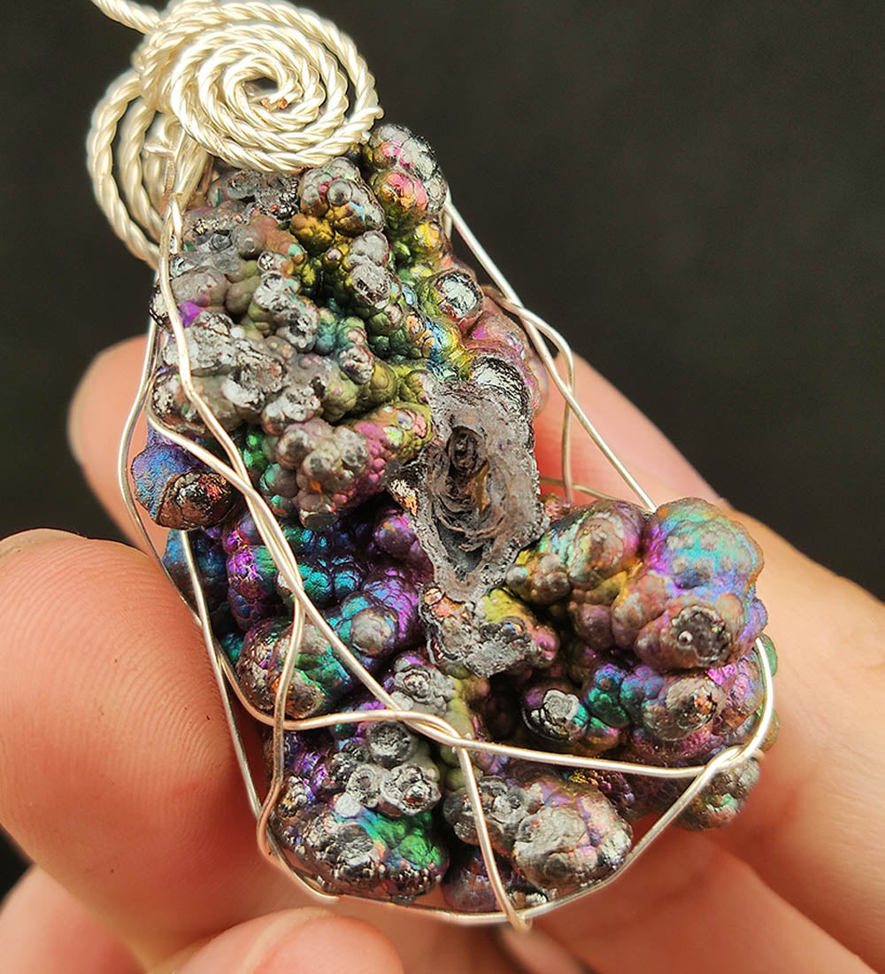 | Goethite Pendant Copper Wire Wrapped Gemstone Pendant | COLOUR: Green, Silver, Blue, Purple, Gold | 100% natural color |