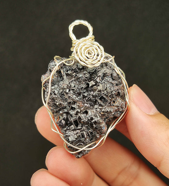 | 頂級 | 黑方解 x 彩方解 | 彩虹 | 閃bling bling | 膽料 |