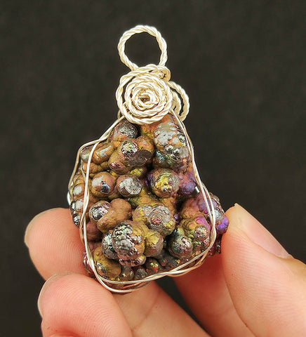 | Goethite Pendant Copper Wire Wrapped Gemstone Pendant | COLOUR: Gold, Purple | 100% natural color |