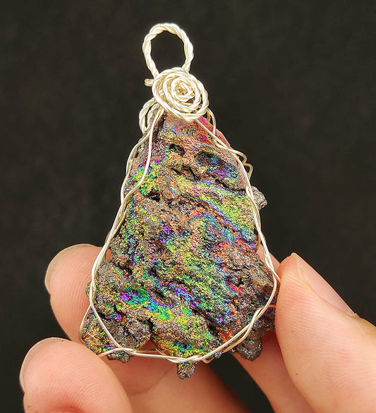 | Goethite Pendant Copper Wire Wrapped Gemstone Pendant | COLOUR: Gold, Purple, Green | 100% natural color |