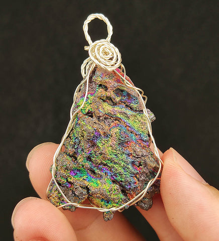 | Goethite Pendant Copper Wire Wrapped Gemstone Pendant | COLOUR: Gold, Purple, Green | 100% natural color |