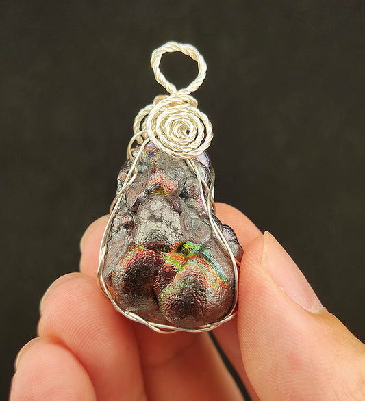 | Goethite Pendant Copper Wire Wrapped Gemstone Pendant | COLOUR: Rainbow, Silver, Red | 100% natural color |