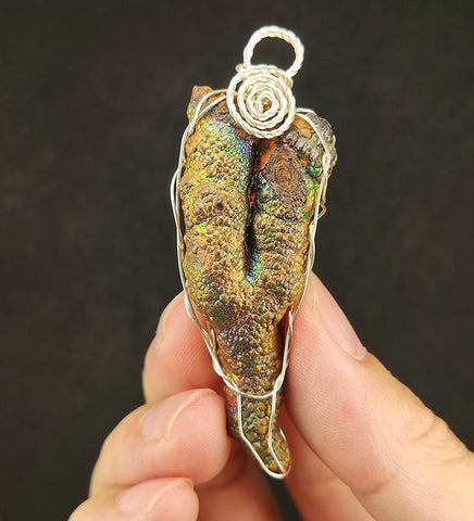 | Goethite Pillar(5cm) | Goethite Pendant Copper Wire Wrapped Gemstone Pendant | COLOUR: Silver, Pink,Green | 100% natural color |