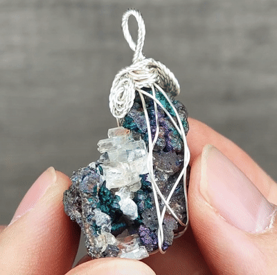 | Goethite Pendant Copper Wire Wrapped Gemstone Pendant | COLOUR: Silver black ,Turgite with White Quartz,Crystal | 100% natural color |