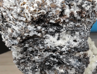 | 19KG | Top premium rare Iridescent Goethite, Turgite, Hematite, Iridescent | COLOUR: Goethite with White Quartz,Crystal | 100% natural color |