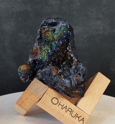 | Top premium rare Iridescent Goethite, Turgite, Hematite, Iridescent | COLOUR: Rainbow calcite with White Quartz Crystal | 100% natural color |