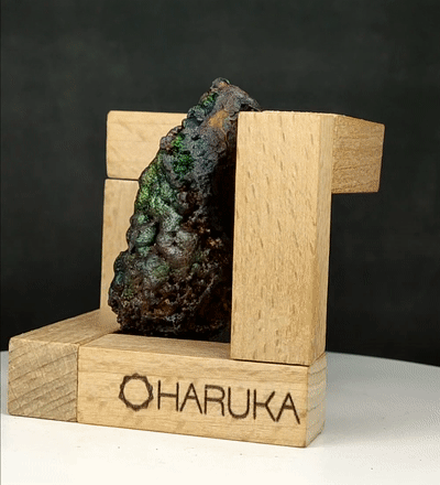 | Top premium rare Iridescent Goethite, Turgite, Hematite, Iridescent | COLOUR: gold, Green, Silver, Rainbow| 100% natural color |